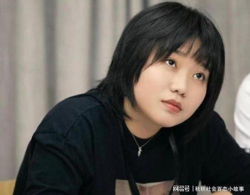 刘大锤爆料李雪琴恋情视频,甜蜜视频曝光，恋情真相引热议  第2张